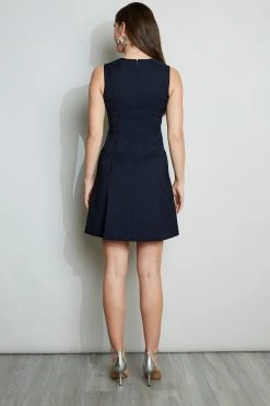 Elie Tahari Paisley Dress Dresses & Jumpsuits 6 Elie Tahari Paisley Dress Dresses & Jumpsuits