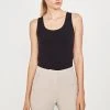 Elie Tahari Neely Knit