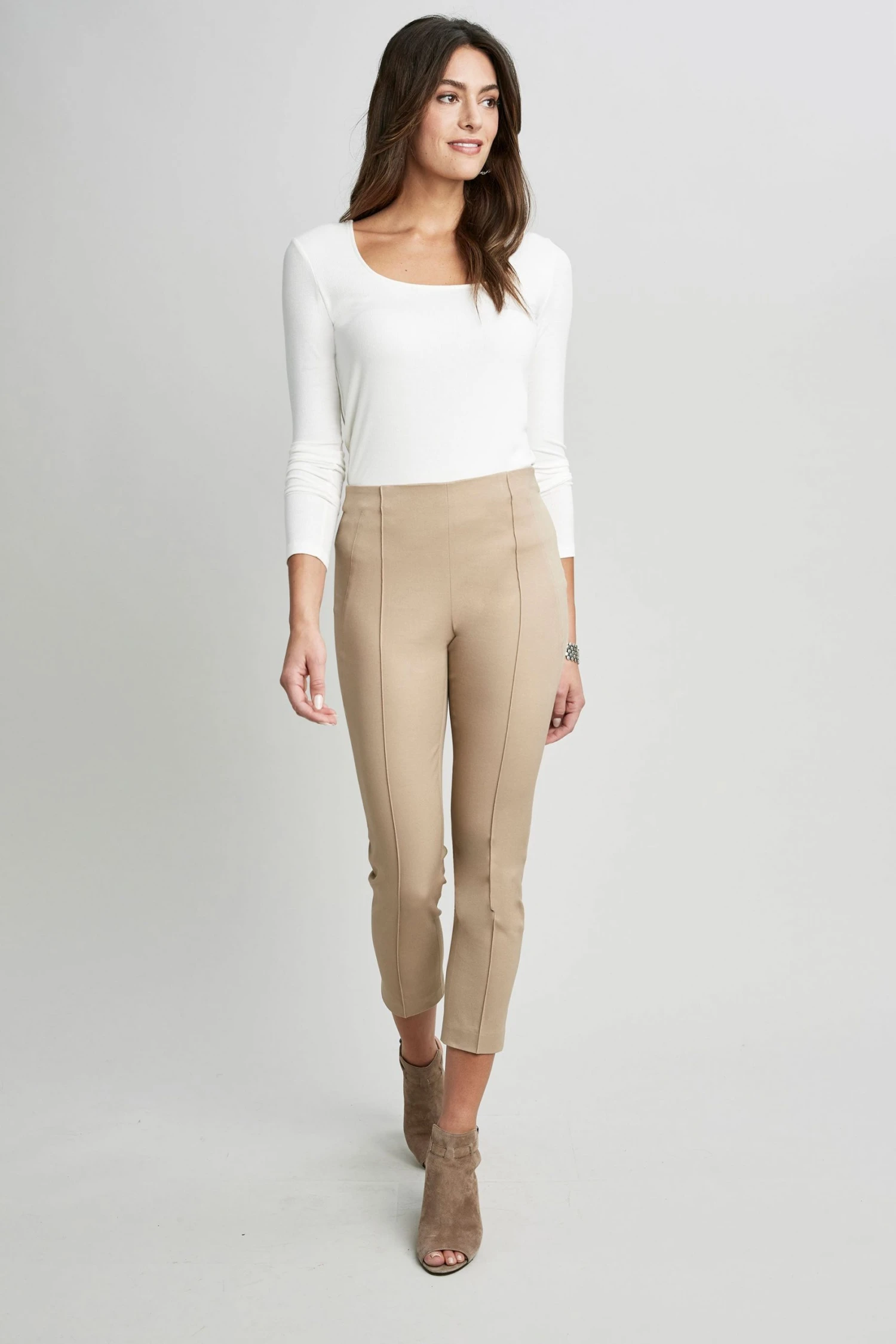 E10M0211_RATTAN_1HERO_1797.jpg Elie Tahari Contour Slim Pant