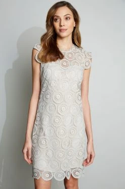 Elie Tahari Vintage Lace Dress Dresses & Jumpsuits 10 Elie Tahari Vintage Lace Dress Dresses & Jumpsuits