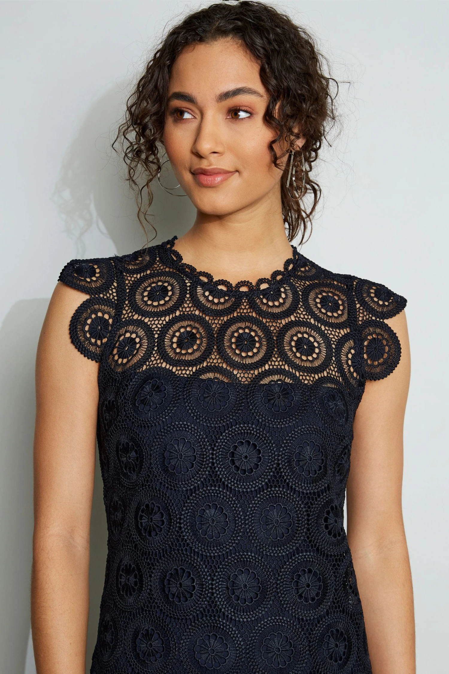 Elie Tahari Vintage Lace Dress 6 Elie Tahari Vintage Lace Dress