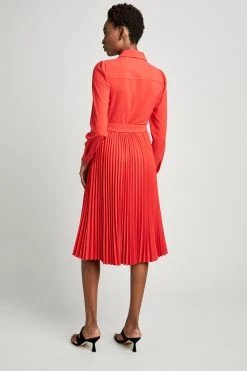 Elie Tahari Dresses & Jumpsuits Ere Pleated Dress