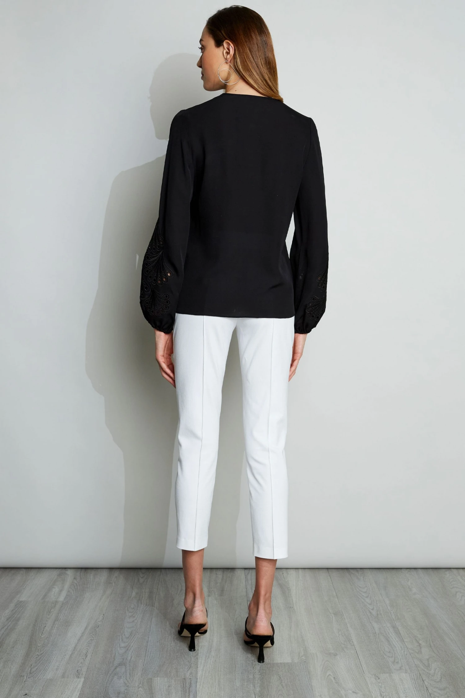 Elie Tahari Embroidered Long Sleeve Shirt 6 Elie Tahari Embroidered Long Sleeve Shirt