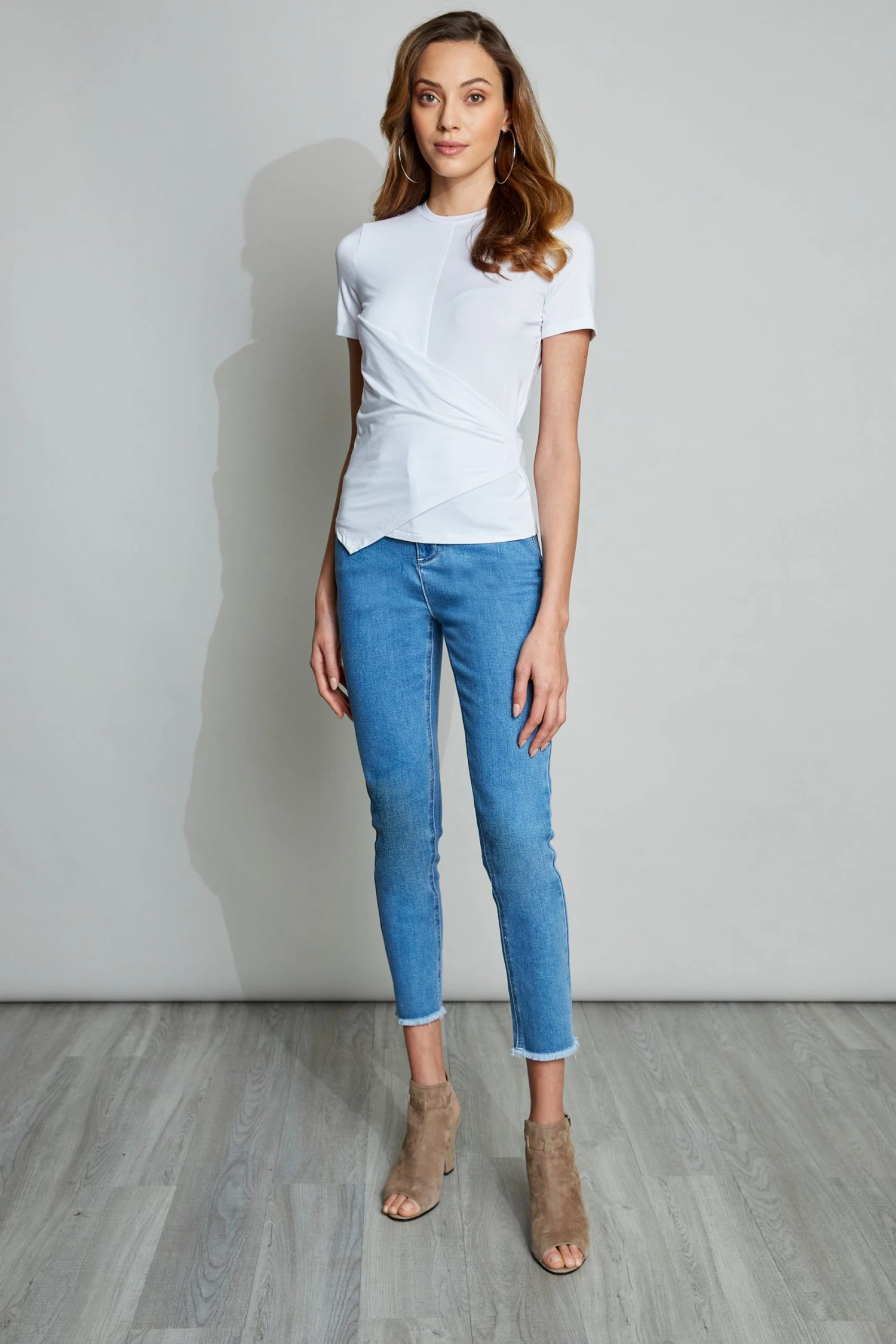 Elie Tahari Asymmetric Hem Tee 5 Elie Tahari Asymmetric Hem Tee