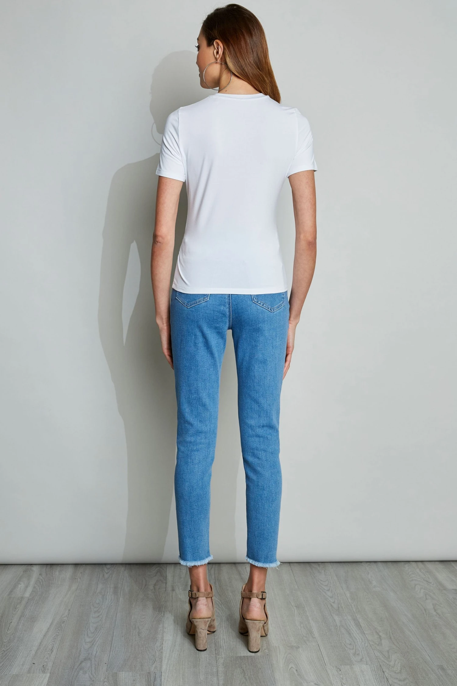 Elie Tahari Asymmetric Hem Tee 7 Elie Tahari Asymmetric Hem Tee