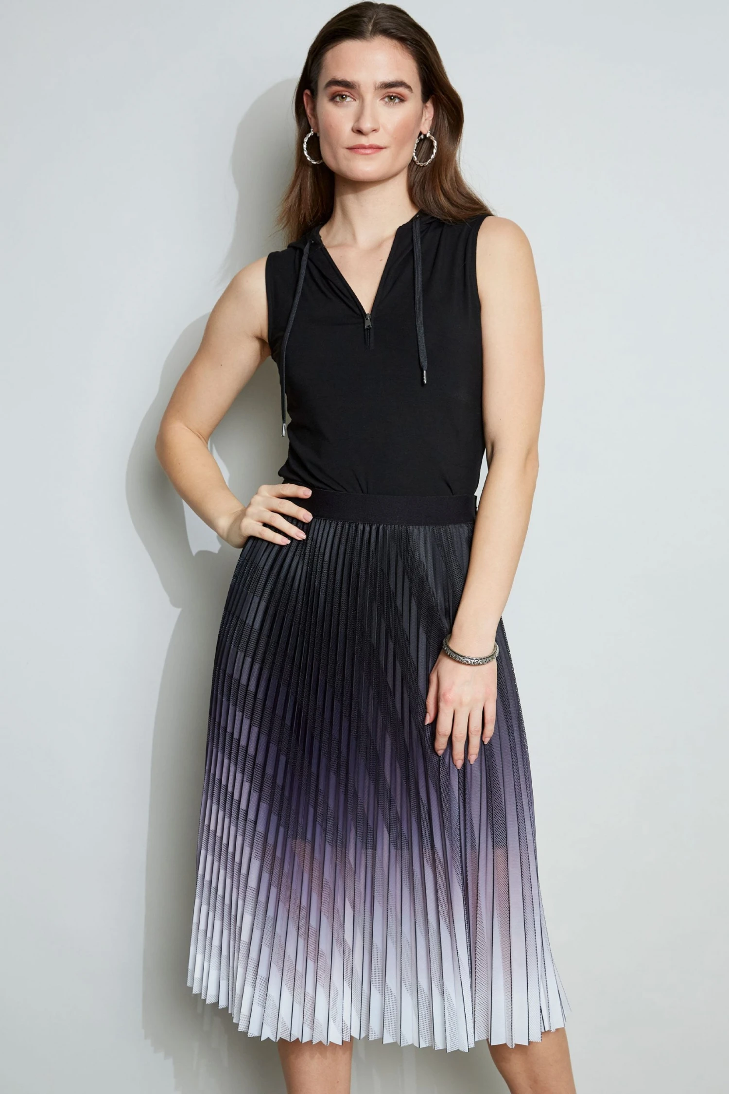 Elie Tahari Skirts Mesh Pleated Skirt 6 Elie Tahari Skirts Mesh Pleated Skirt