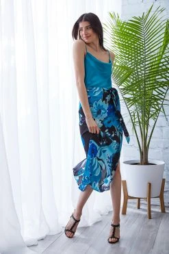 Elie Tahari Nouveau Midi Skirt Skirts