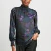 Elie Tahari Smocked Print Shirt Tops 2 Elie Tahari Smocked Print Shirt Tops