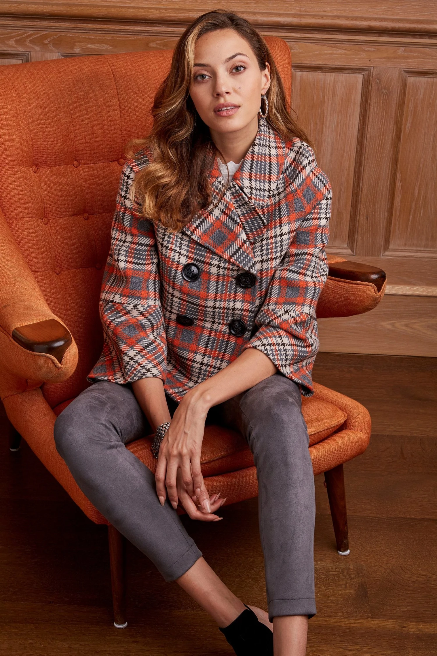 Elie Tahari Plaid Double Breasted Peacoat 6 Elie Tahari Plaid Double Breasted Peacoat