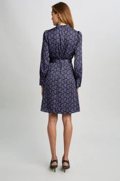 Elie Tahari Dresses & Jumpsuits Floral Wrap Dress 16 Elie Tahari Dresses & Jumpsuits Floral Wrap Dress