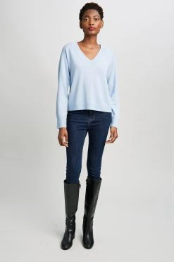 Elie Tahari Sweaters V-Neck Cashmere Sweater