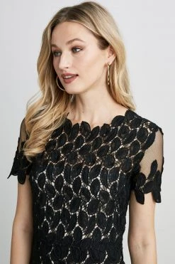 Elie Tahari Dresses & Jumpsuits Lace Cocktail Dress 10 Elie Tahari Dresses & Jumpsuits Lace Cocktail Dress