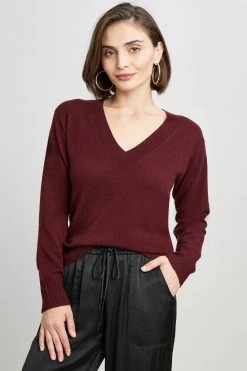 Elie Tahari V-Neck Cashmere Sweater Sweaters
