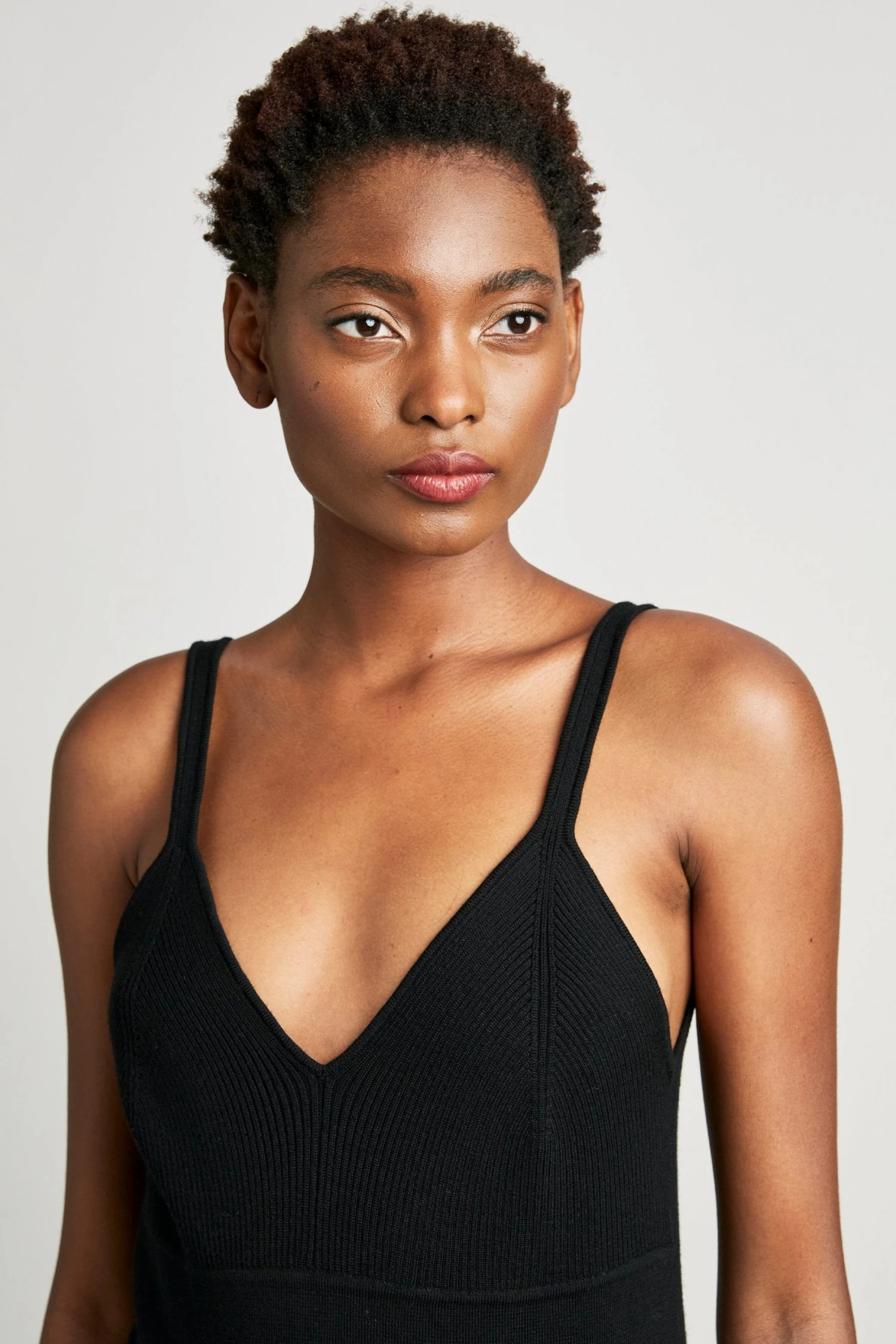 Republic Sweaters Merino Wool Vneck Sleeveless Tank Sweater 4 Republic Sweaters Merino Wool Vneck Sleeveless Tank Sweater