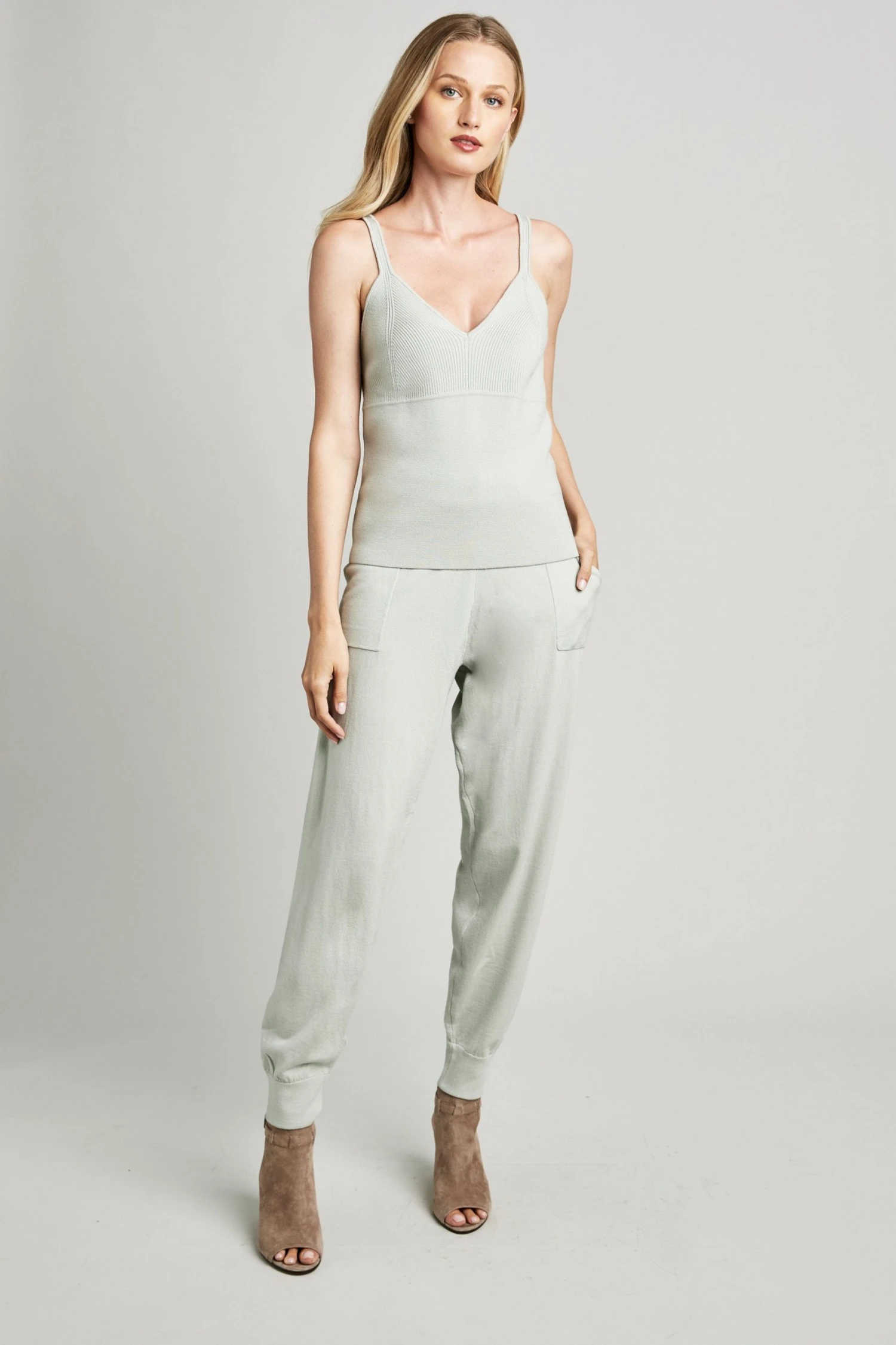 Republic Merino Wool Vneck Sleeveless Tank Sweater 6 Republic Merino Wool Vneck Sleeveless Tank Sweater