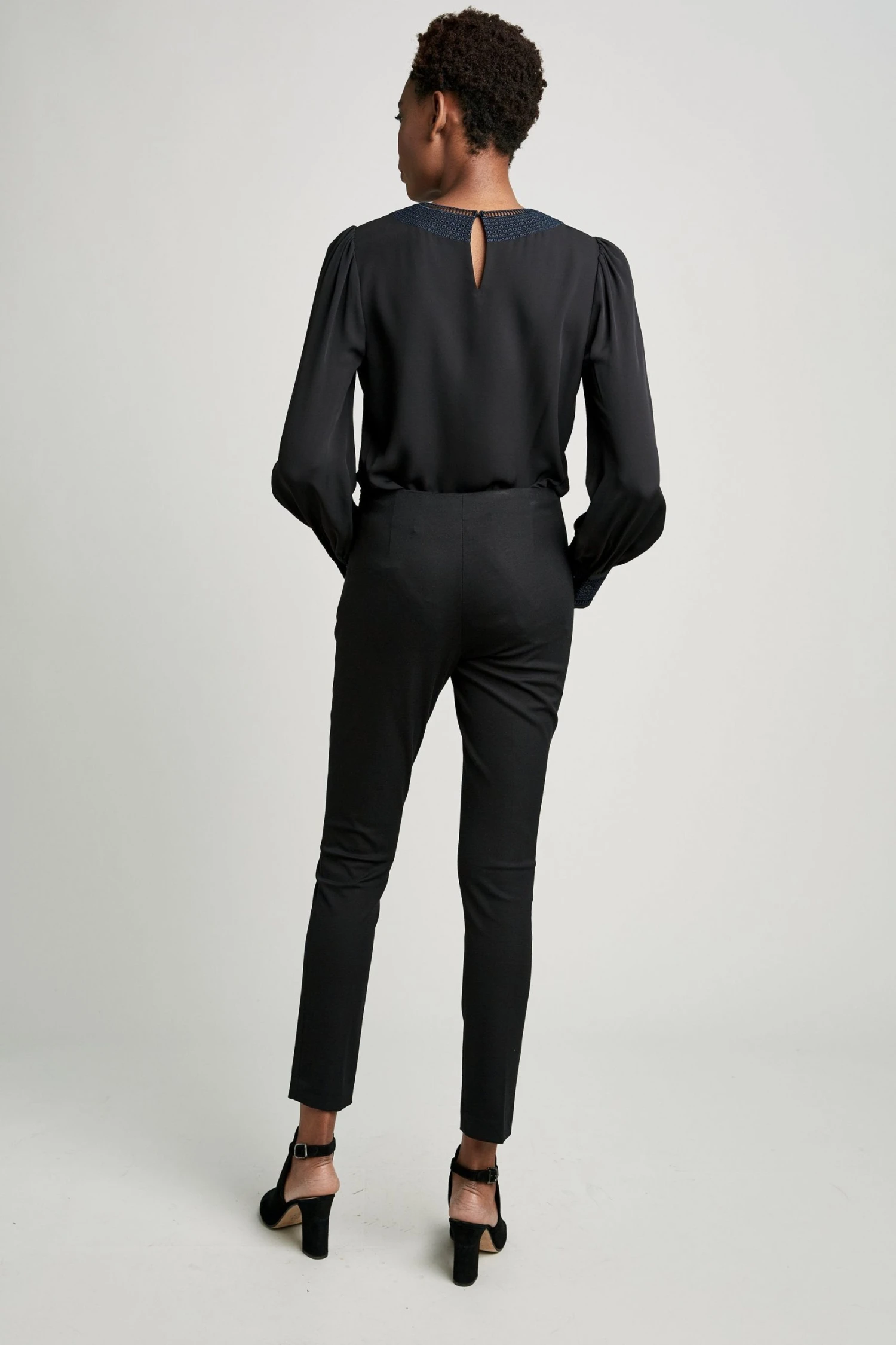 Elie Tahari Juliette Long Skinny Stretch-Twill Pant Pants 4 Elie Tahari Juliette Long Skinny Stretch-Twill Pant Pants