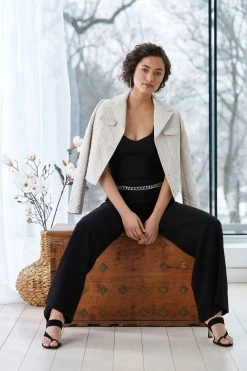 Elie Tahari Wide Leg Crepe Pant